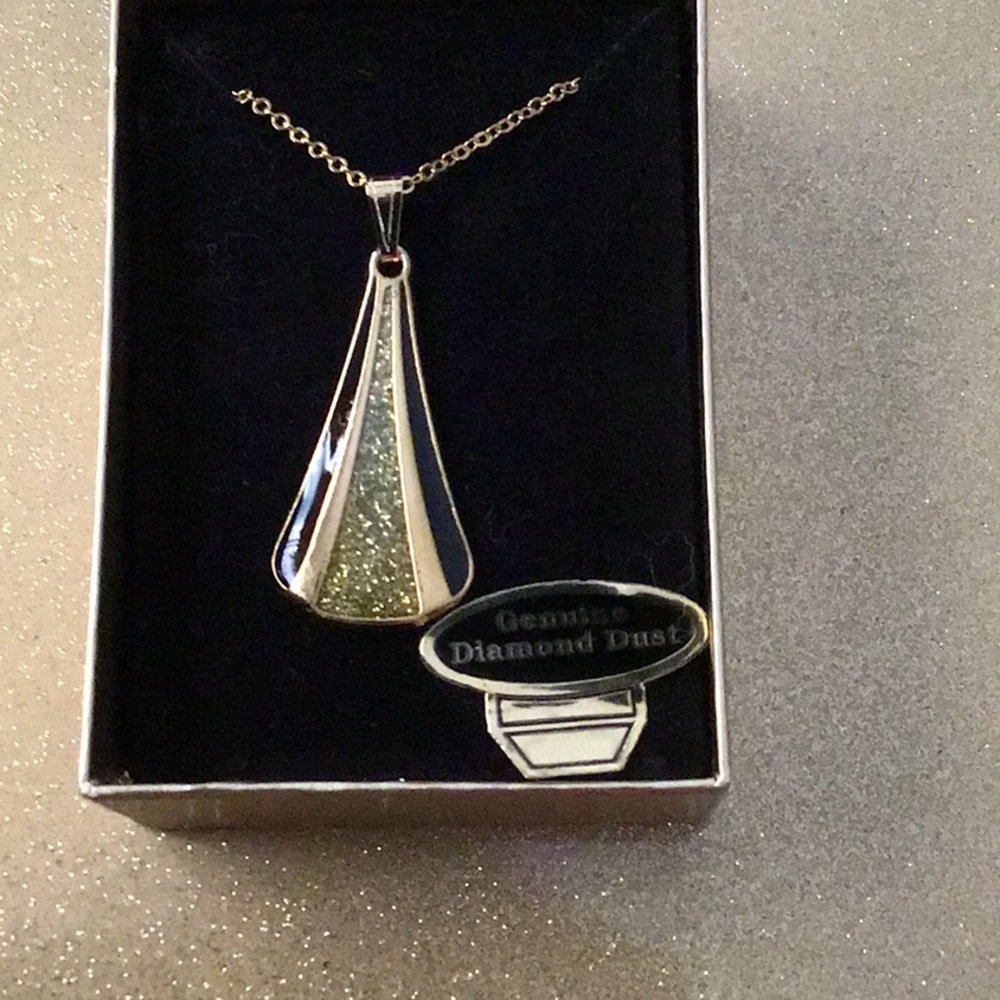 Van Doran - Gold Dust Pendant